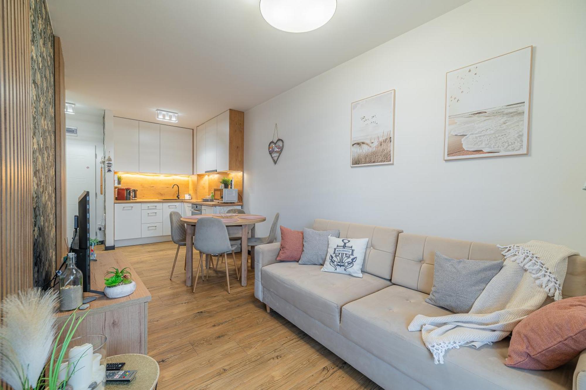Horyzont Apartamenty - Kapitanski Mostek- Blisko Portu- Sniadania Колобжег Екстер'єр фото