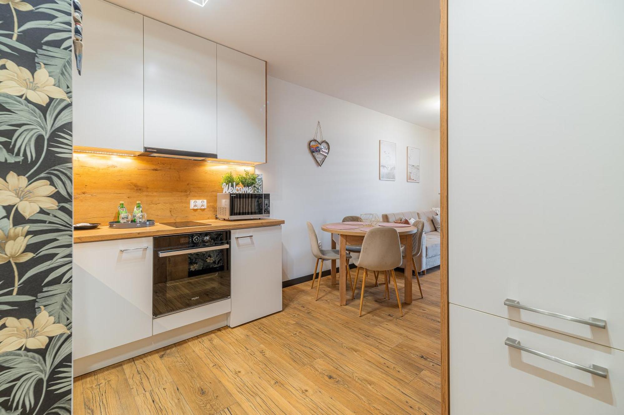 Horyzont Apartamenty - Kapitanski Mostek- Blisko Portu- Sniadania Колобжег Екстер'єр фото